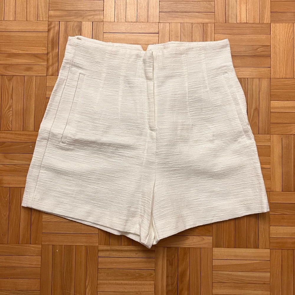 Zara White High Rise Short